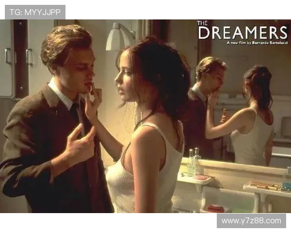 《时尚王》剧照：当街头灵魂遇上高级定制，一场视觉的盛宴